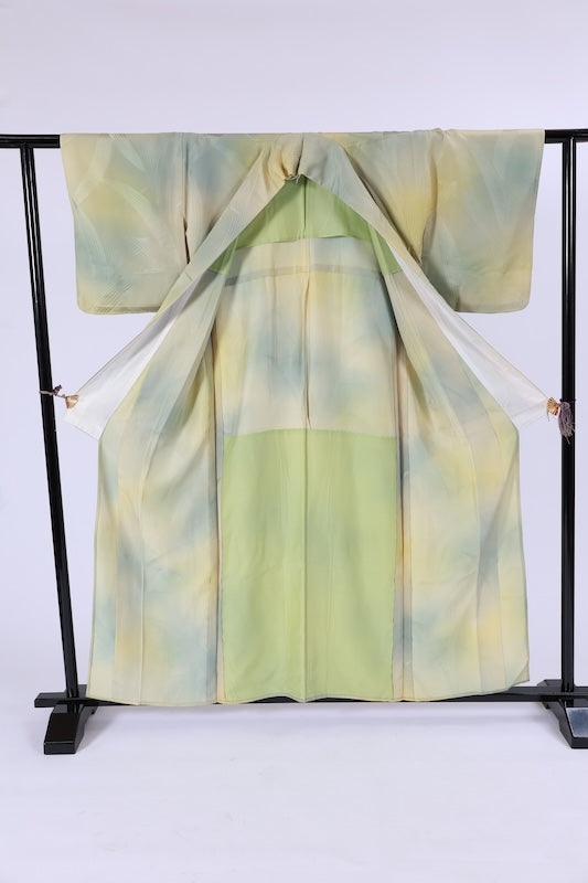 Japanease kimono(Komon)M-size 100%silkA069