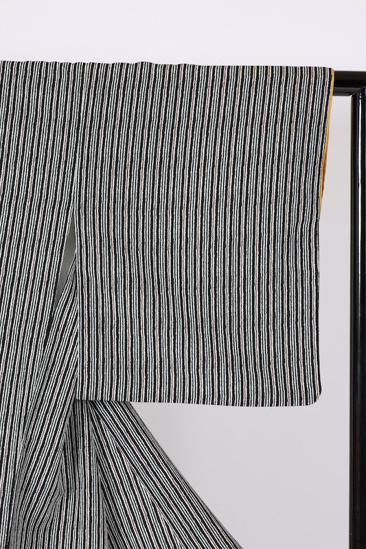 Japanese kimono used <Komon> Lsize  polyester /B1205