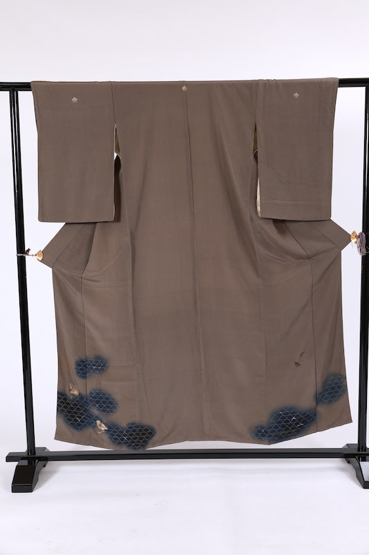 Antique kimono (irotomesode) M-Size 100%silk A078