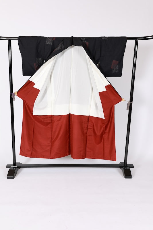 Japanese kimono used <Tsmugi> S-size  silk 100% /B1218