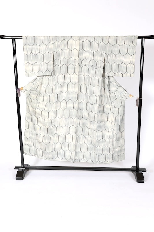 Japanese kimono used <Tsumugi> Msize  silk 100% /B1231