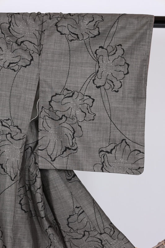 Japanese kimono used <Tsumugi> L-size  silk 100% /B1225