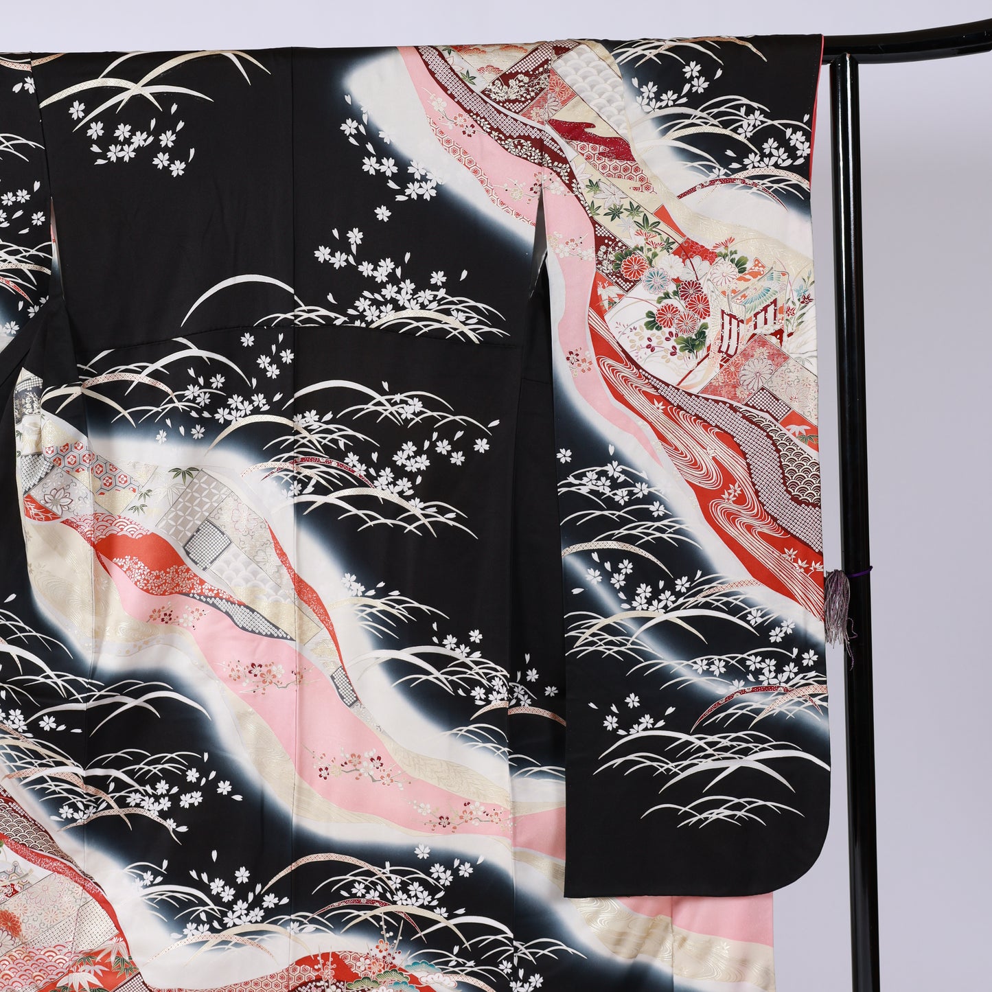 used Long-sleeved kimono (Furisode)/A064