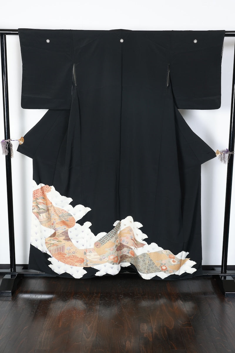 Kurotomesode kimono white gold pre-owned /AZ175