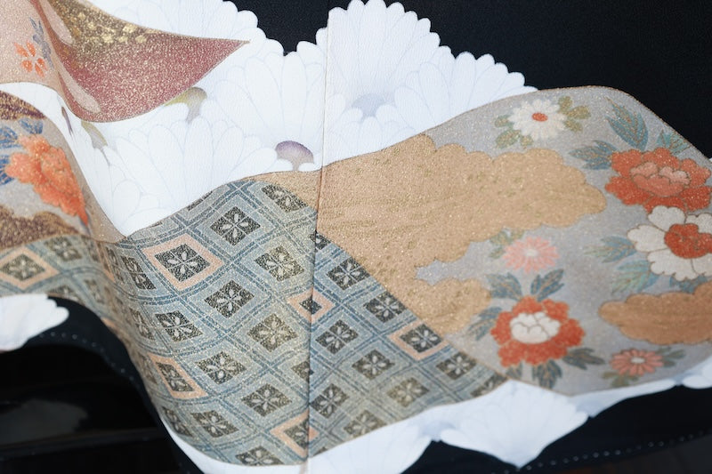 Kurotomesode kimono white gold pre-owned /AZ175