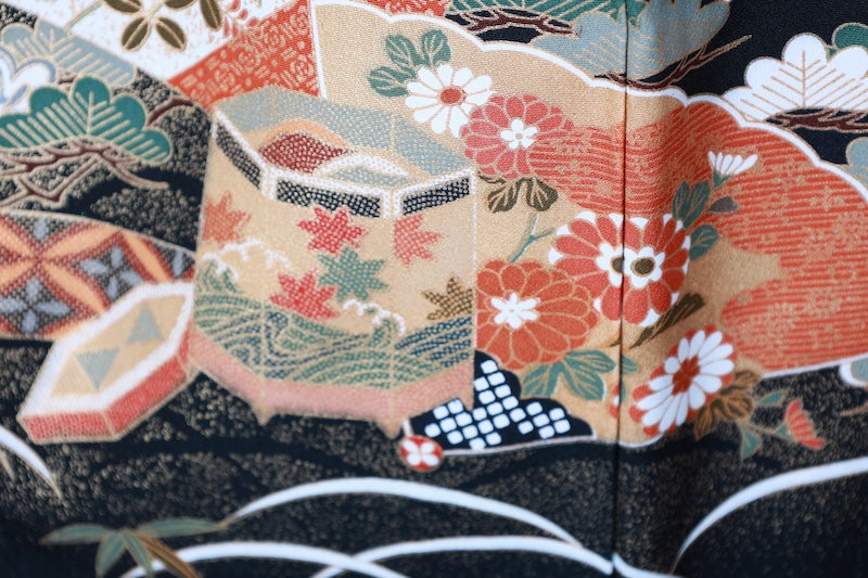 Kutoromesode kimono flower gold silver pre-owned /AZ172