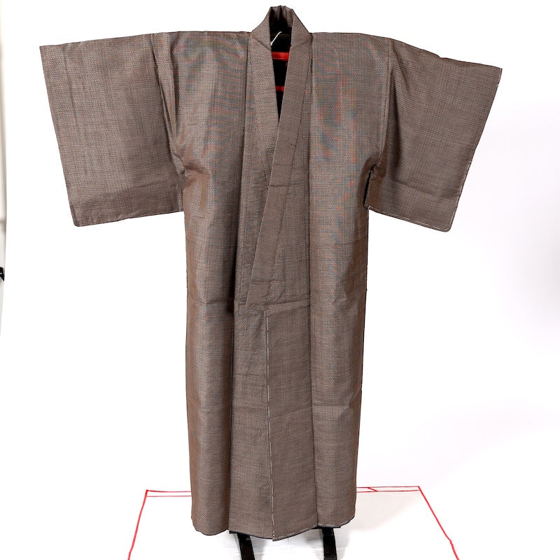 used Japanese Men’s kimono  L-size 100% silk  / A1111