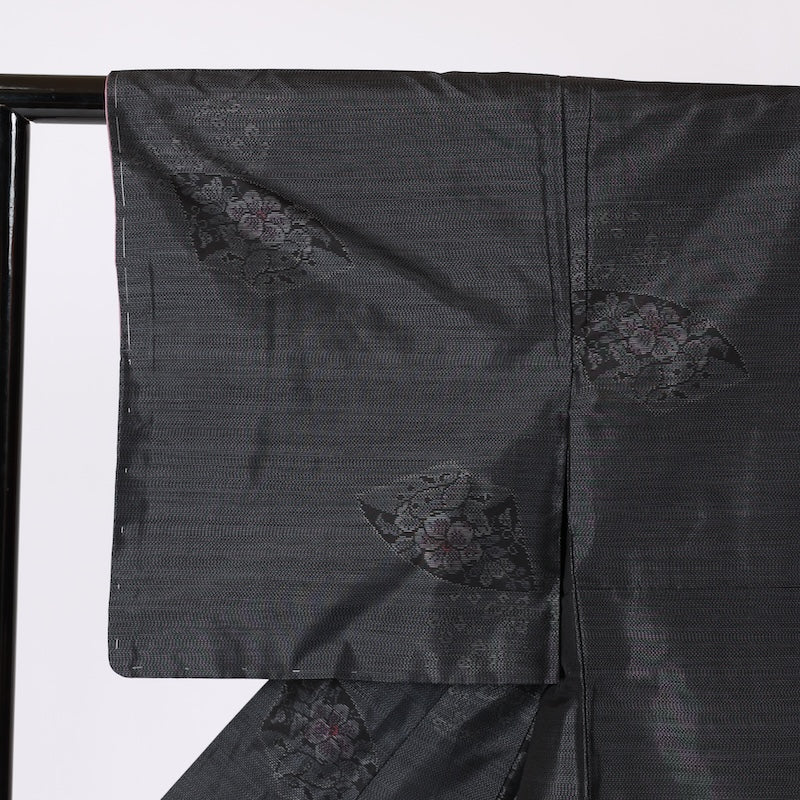 New Japanese kimono  (tsumugi) M Size 100%silkA115