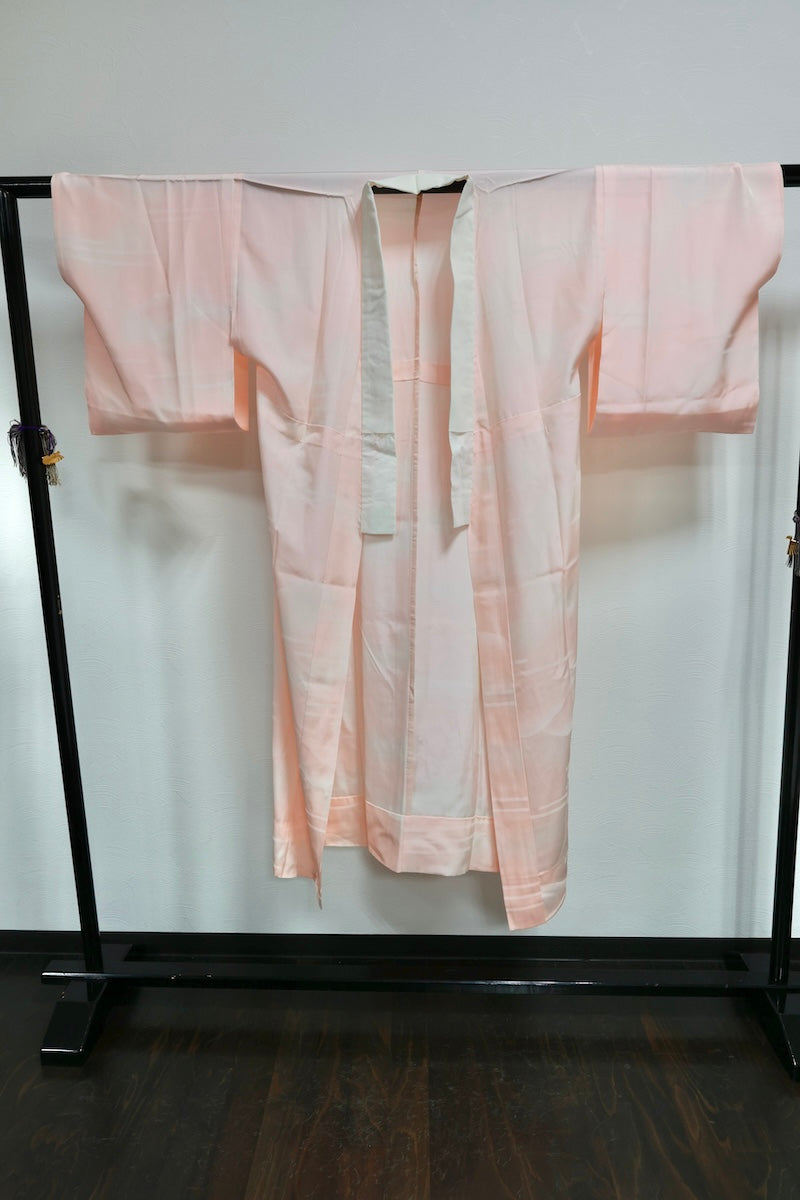 Nagajuban (long under-kimono) light pink white pre-owned/ AZ42