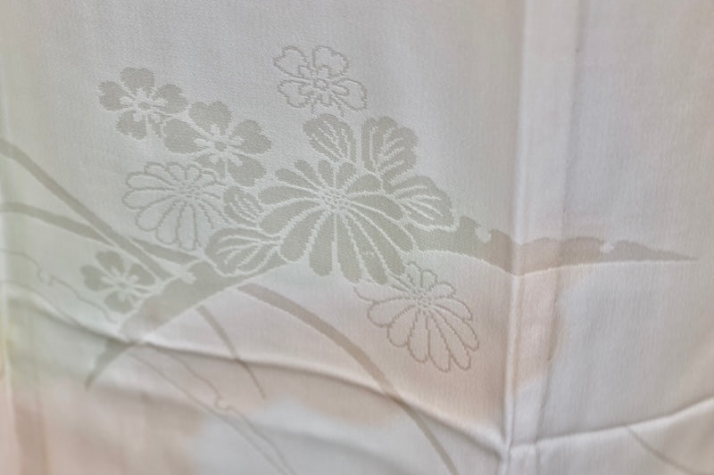 Nagajuban (long under-kimono) beige light green pre-owned /AZ46