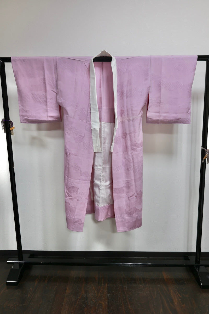 Nagajuban (long under-kimono) Lavender color pre-owned /AZ43