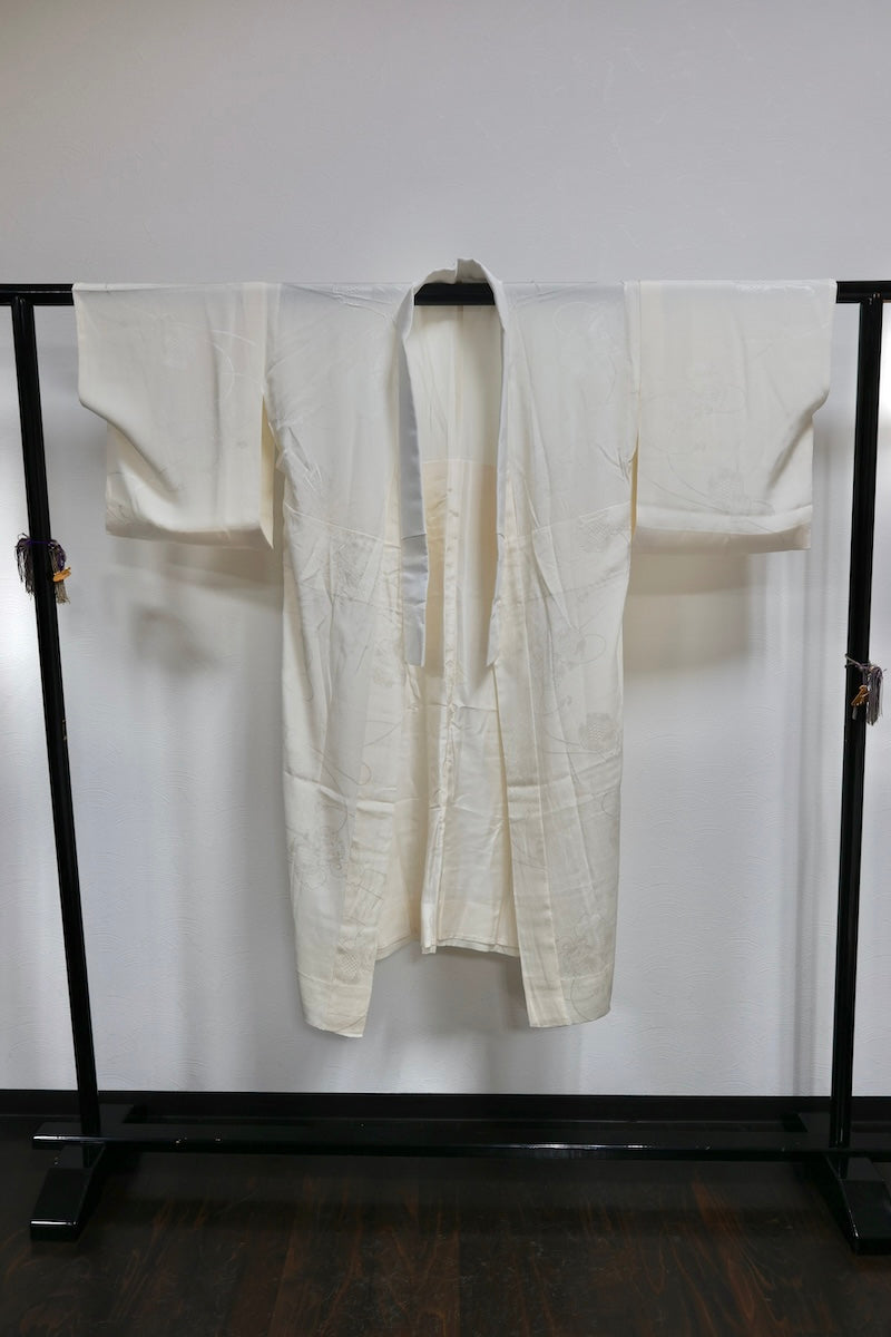 Nagajuban (long under-kimono) white pre-owned /AZ34
