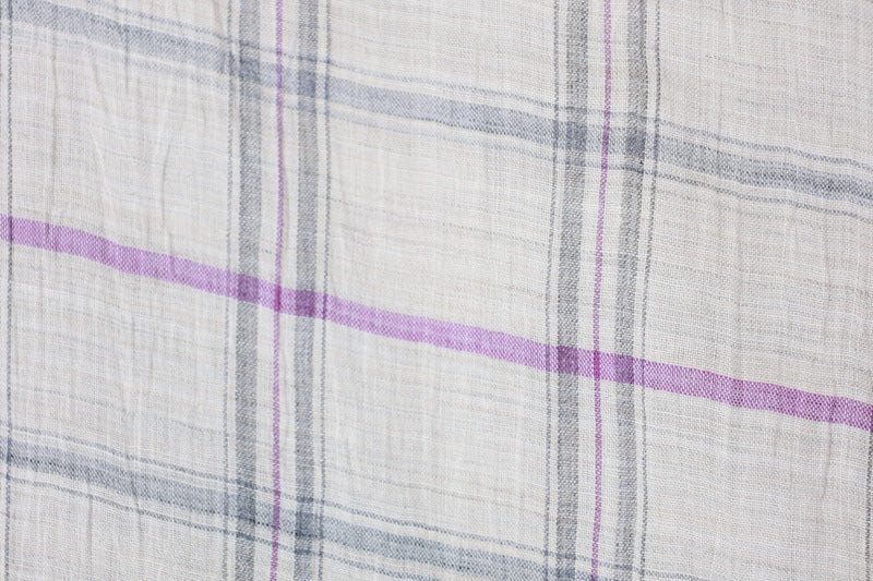 Japanese kimono used Komon  - Off-white, gray, blue, purple - checkered pattern - crinkled fabric - L119