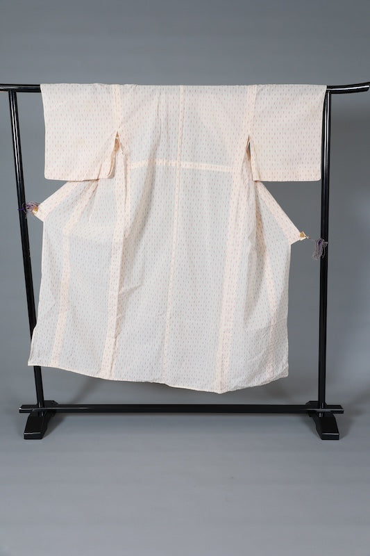 Summer kimono used, beige and coral pink, ikat pattern, handwoven, L118