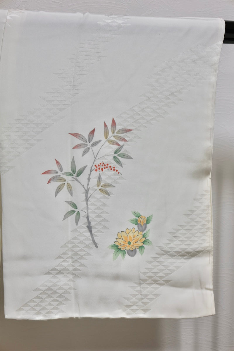 Nagajuban (long under-kimono) white yellow pre-owned /AZ31
