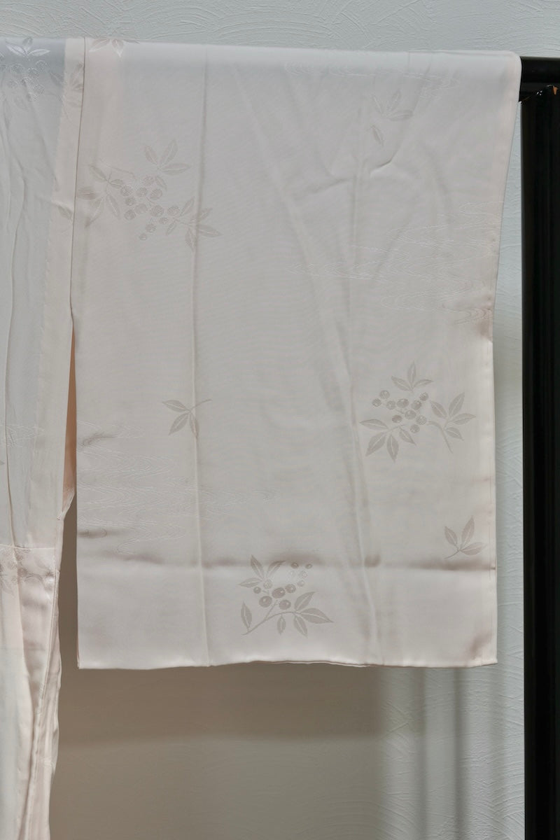 Nagajuban (long under-kimono) light pink pre-owned /AZ26