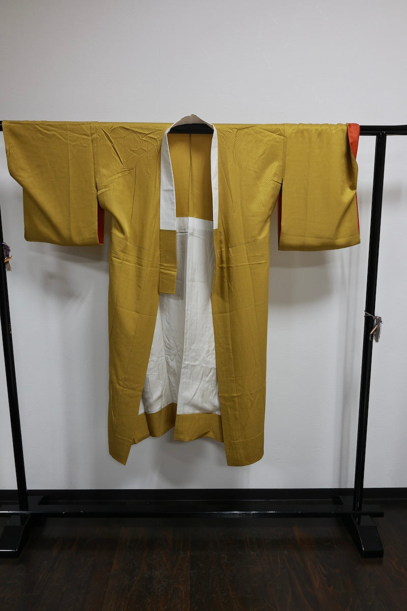 Nagajuban (long under-kimono) Mustard yellow