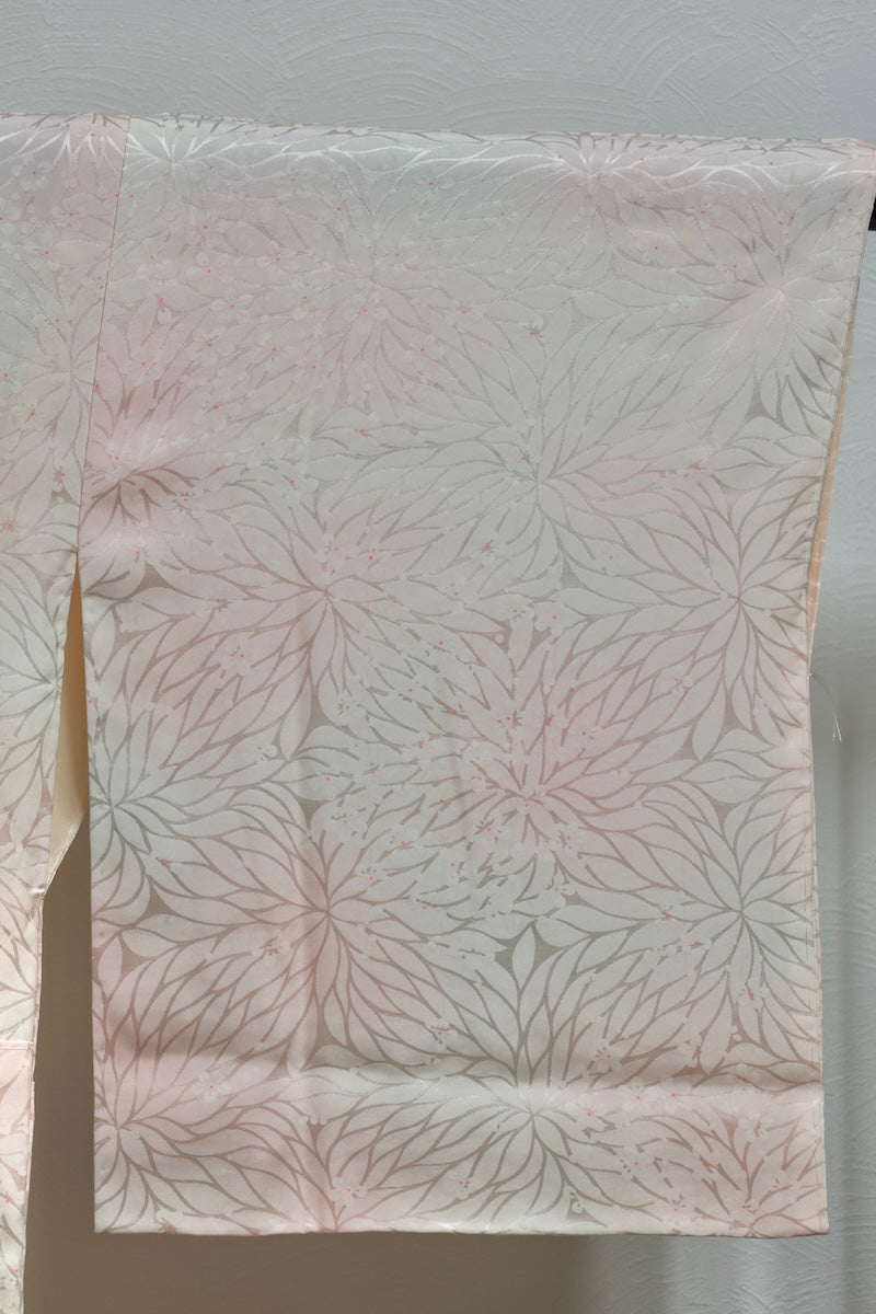 Nagajuban (long under-kimono) white light pink pre-owned /AZ22