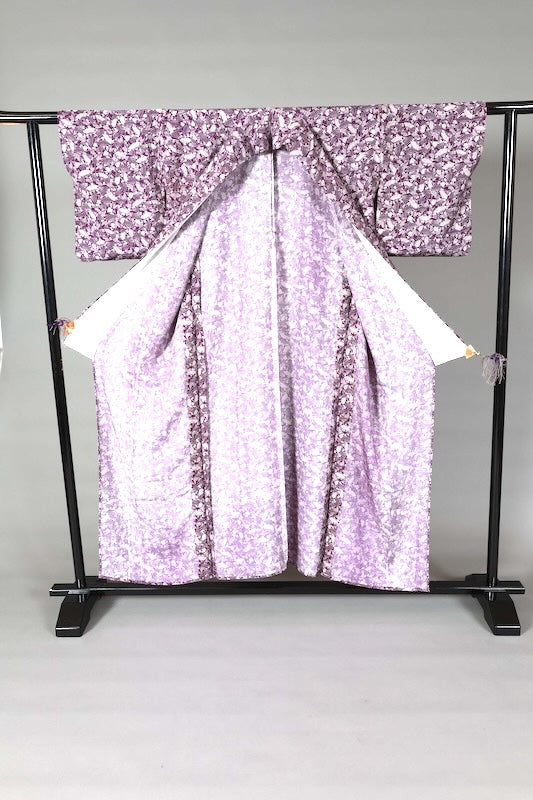 Summer Kimono used ( silk fabric), ro (black), purple and white, fan and flower pattern, L148
