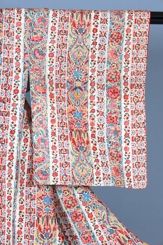 Japanease kimono used Tsumugi silk fabric, beige, tangerine red, blue, green, mustard yellow, calico pattern, hand-dyed, L139