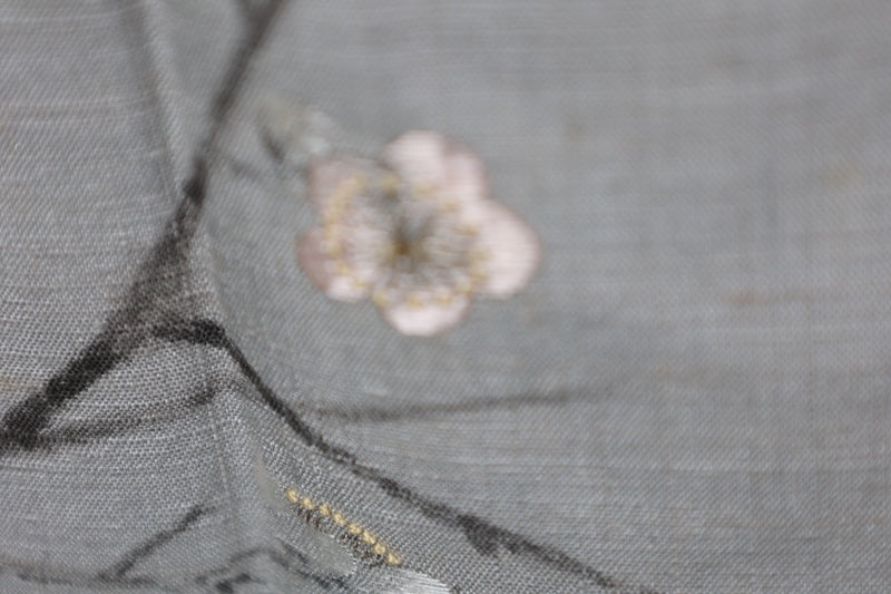 Tsumugi kimono gray gold silver Hand-painted, hand-embroidered, hand-woven pre-pwned /AZ53