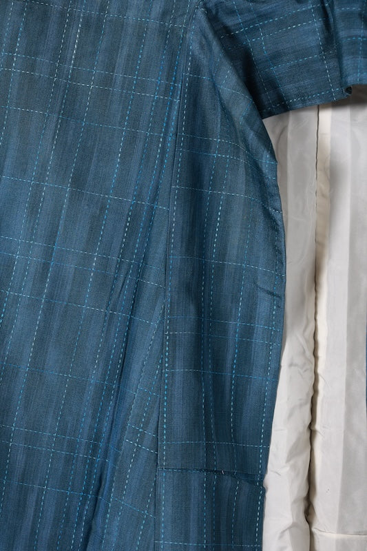 Japanese kimono used Tsumugi silk fabric, varying shades of blue, checkered pattern, sashiko stitching, L137