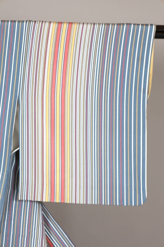 Japanese kimono used fabric, gray, mustard yellow, brown, white, reddish-brown, irregular stripe pattern, L151
