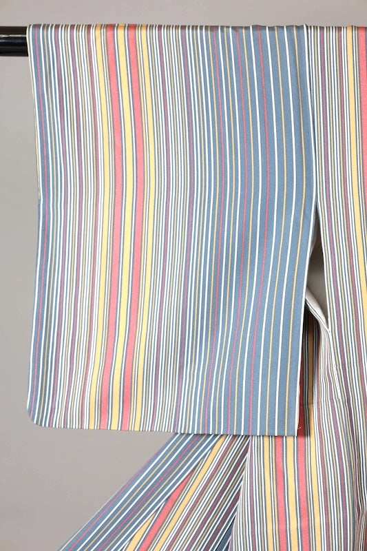 Japanese kimono used fabric, gray, mustard yellow, brown, white, reddish-brown, irregular stripe pattern, L151