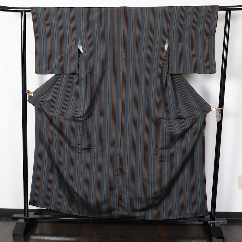Japanese kimono used <Tsumugi> Lsize  silk 100% /T240