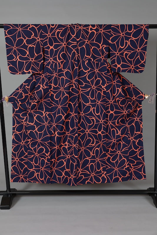 Yukata used(summer kimono) - Indigo and orange with floral pattern - Traditional dyeing - L171