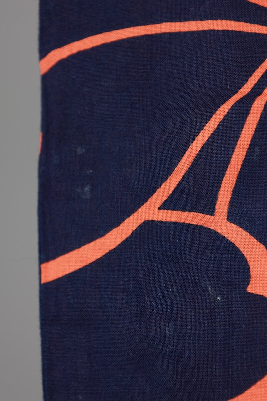 Yukata used(summer kimono) - Indigo and orange with floral pattern - Traditional dyeing - L171