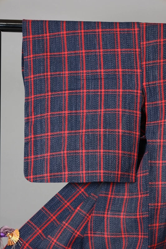 Yukata used (summer kimono), shijira weave, red and indigo check pattern, L161
