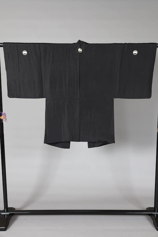 Men's Haori used(jacket) with five crests (circle with paper fan design), Habutae silk, L156