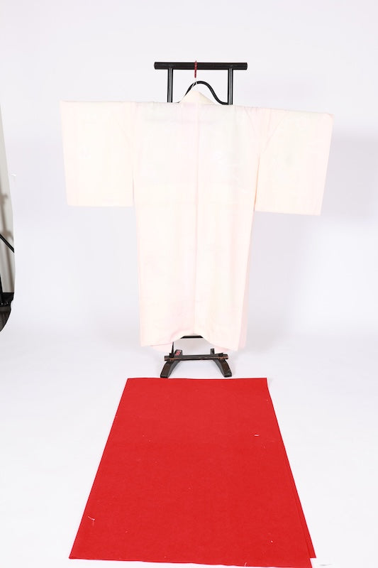 Japanese kimono’s underwear used <Nagazyuban>   silk 100% /B1305