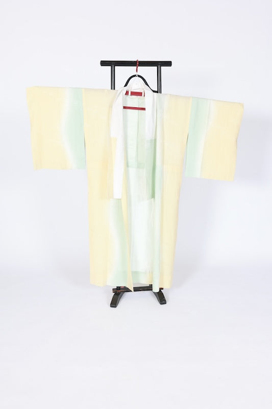Japanese kimono’s underwear used <Nagazyuban>   silk 100% /B1304