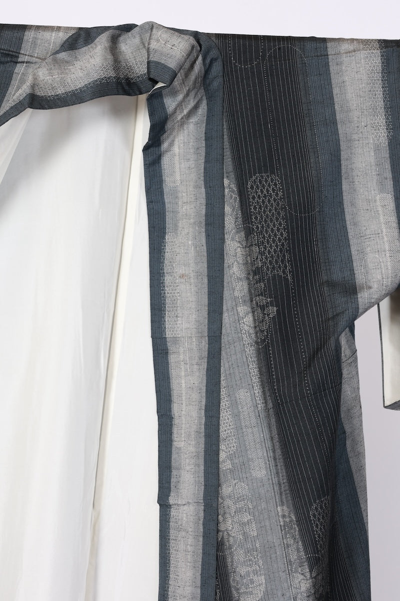 Japanese kimono used <tsumugi> Msize  silk 100% /B638