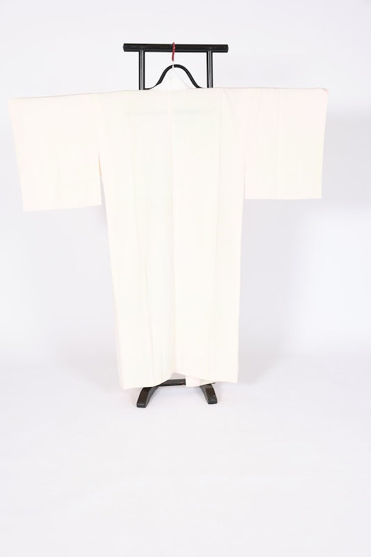 Japanese kimono’s underwear used <Nagazyuban>   silk 100% /B1301