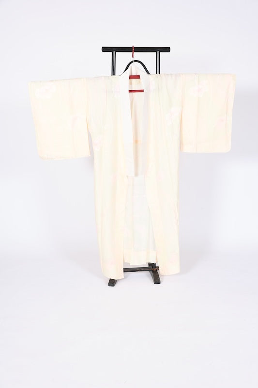 Japanese kimono’s underwear used <Nagazyuban>   silk 100% /B1302