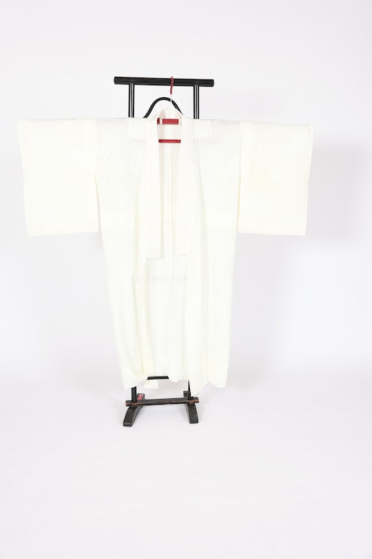 Japanese kimono’s underwear used <Nagazyuban>   silk 100% /B1300