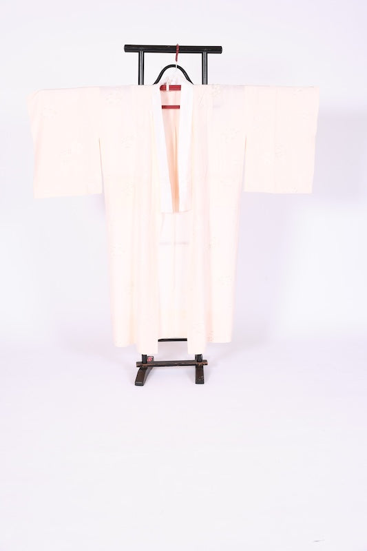 Japanese kimono’s underwear used <Nagazyuban>   silk 100% /B1297