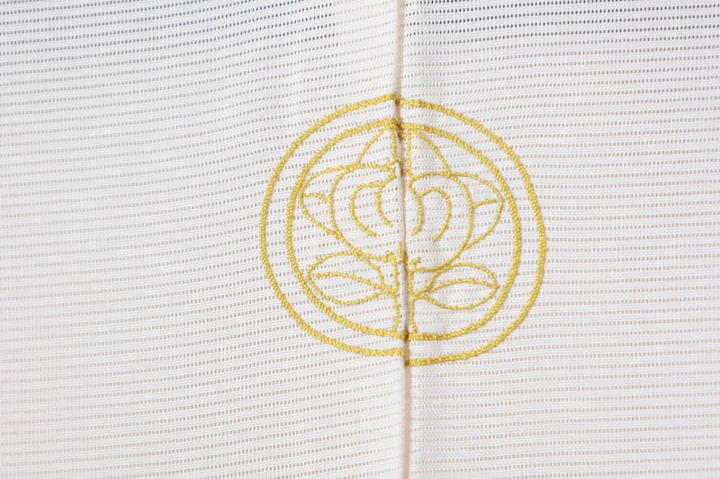 Summer formal kimono used (Houmongi), ro silk, off-white, purple, indigo, green, white, gold, floral pattern, embroidered crest of mandarin oranges in a circle, L183