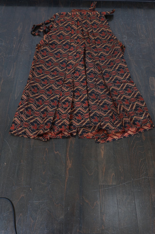 Men's Hakama – Black & Brown Tones – Famous "Arisugawa" Pattern – *Umanori* (Split-Leg) Style – AZ71
