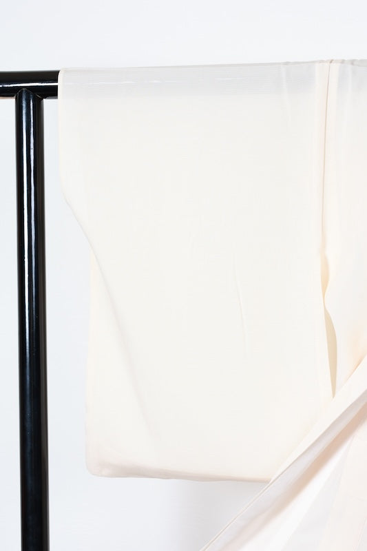 Summer formal kimono used (Houmongi), ro silk, off-white, purple, indigo, green, white, gold, floral pattern, embroidered crest of mandarin oranges in a circle, L183