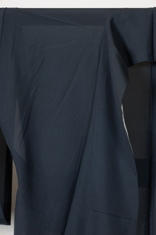 Summer kimono used, ro silk, indigo iron color, gold, silver, white, distant mountain, horizontal stripes, tataki (stippling) technique, hand-painted Kyoto Yuzen dyeing, L179