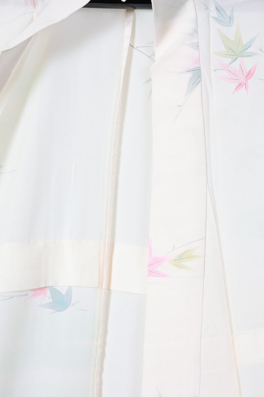 Summer Komon used (small patterned kimono fabric), Ro (high-quality silk), Beige, Blue, Gray, Green, Red, Maple leaf pattern, L184
