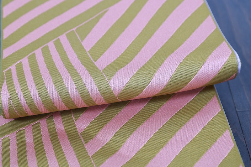 Brand-new half-width obi; green and light brown wave pattern; gray P4.