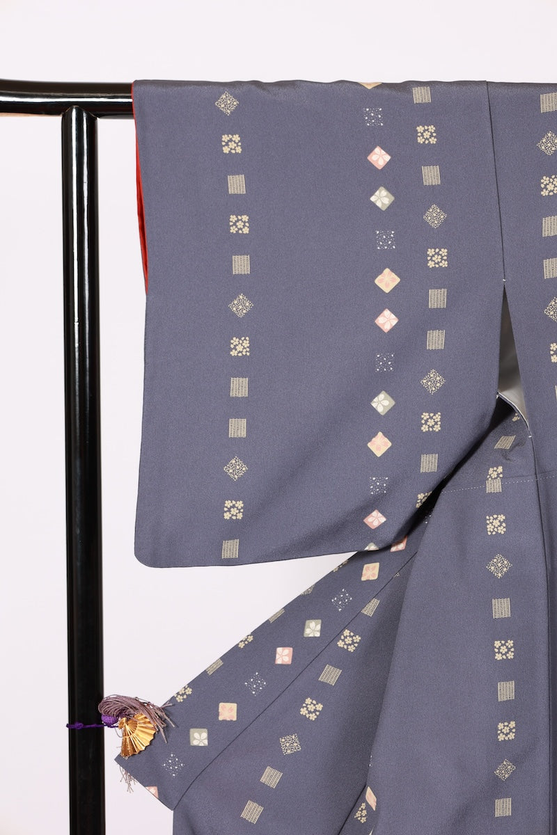 Japanese kimono used <komon> M-size  polyester /B622