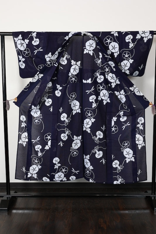 Yukata used (Japanese summer kimono), ro (gauze weave), indigo and white, morning glory and dragonfly pattern, traditionally dyed, size L180
