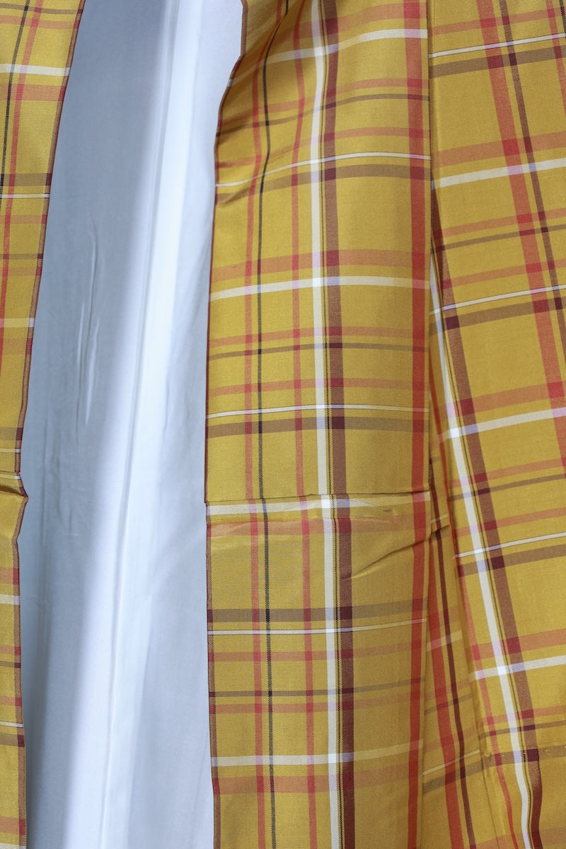kimono Kihachizyou yellow white red pre-owned /AZ84