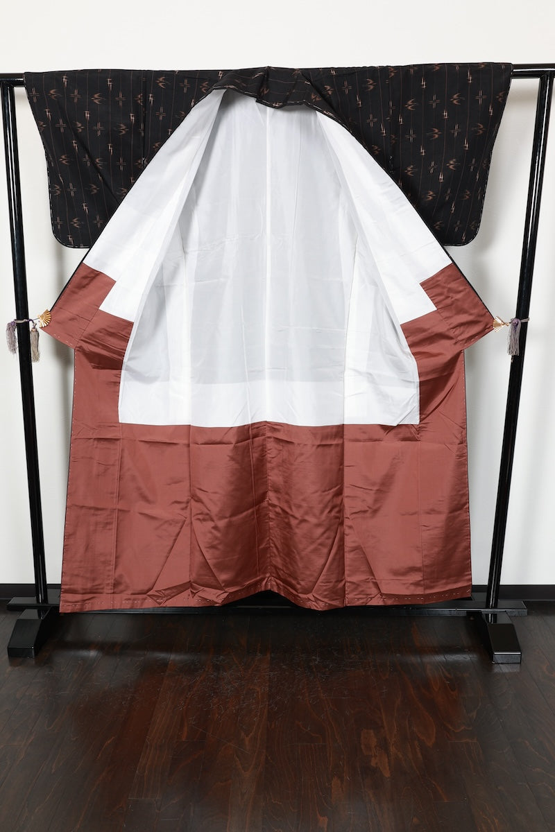Tsumugi kimono black mustard yellow white New, unused item /AZ81